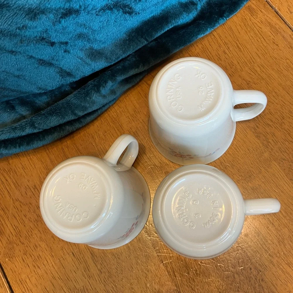 Vintage‎ Corning Corelle Floral Rose English Breakfast Coffee Mug Cup set of 3